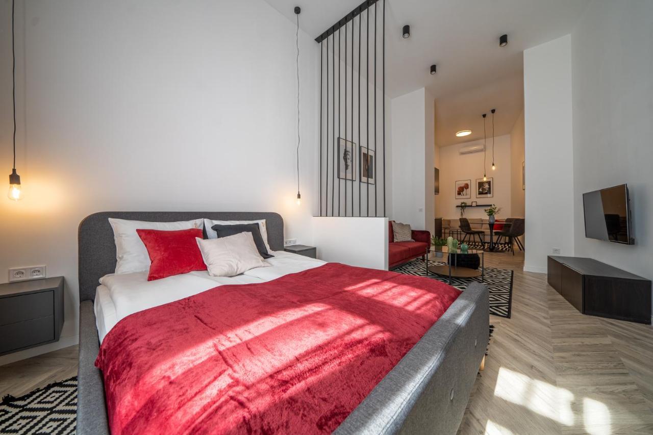 K33- Boutique Apartments, Best Location, By Bqa Будапеща Екстериор снимка