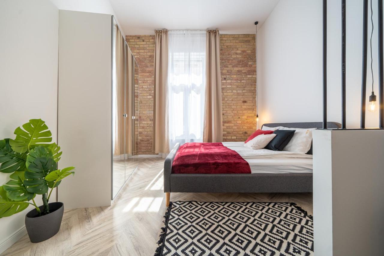 K33- Boutique Apartments, Best Location, By Bqa Будапеща Екстериор снимка