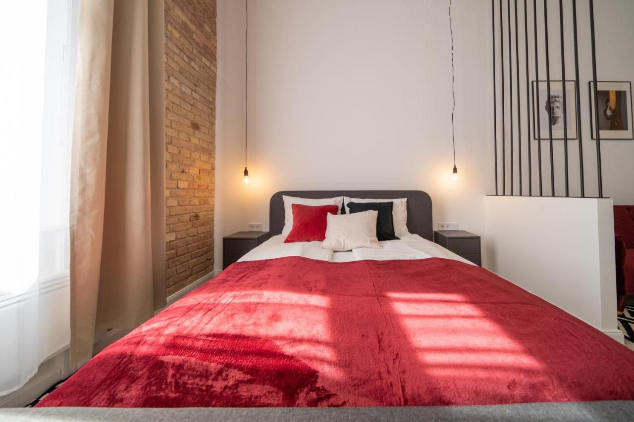 K33- Boutique Apartments, Best Location, By Bqa Будапеща Екстериор снимка